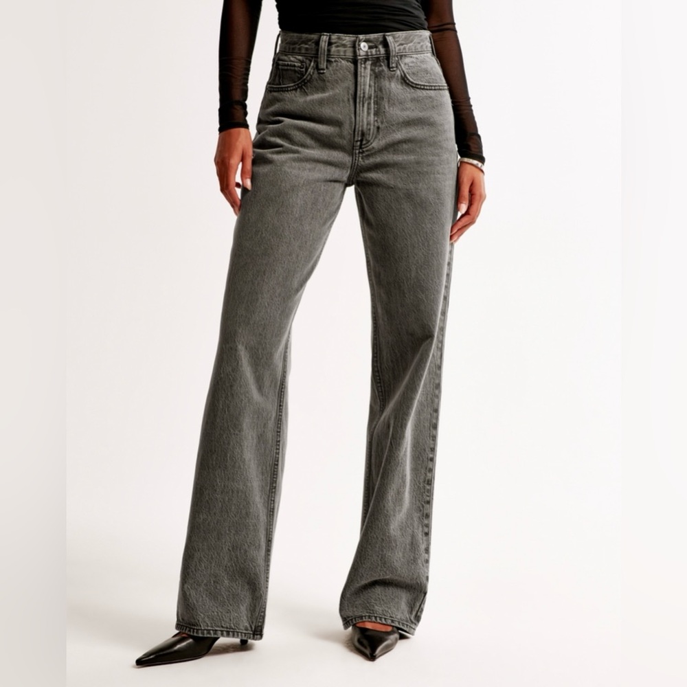 Abercrombie & Fitch High Rise Loose Jeans in Dark Grey 32 short